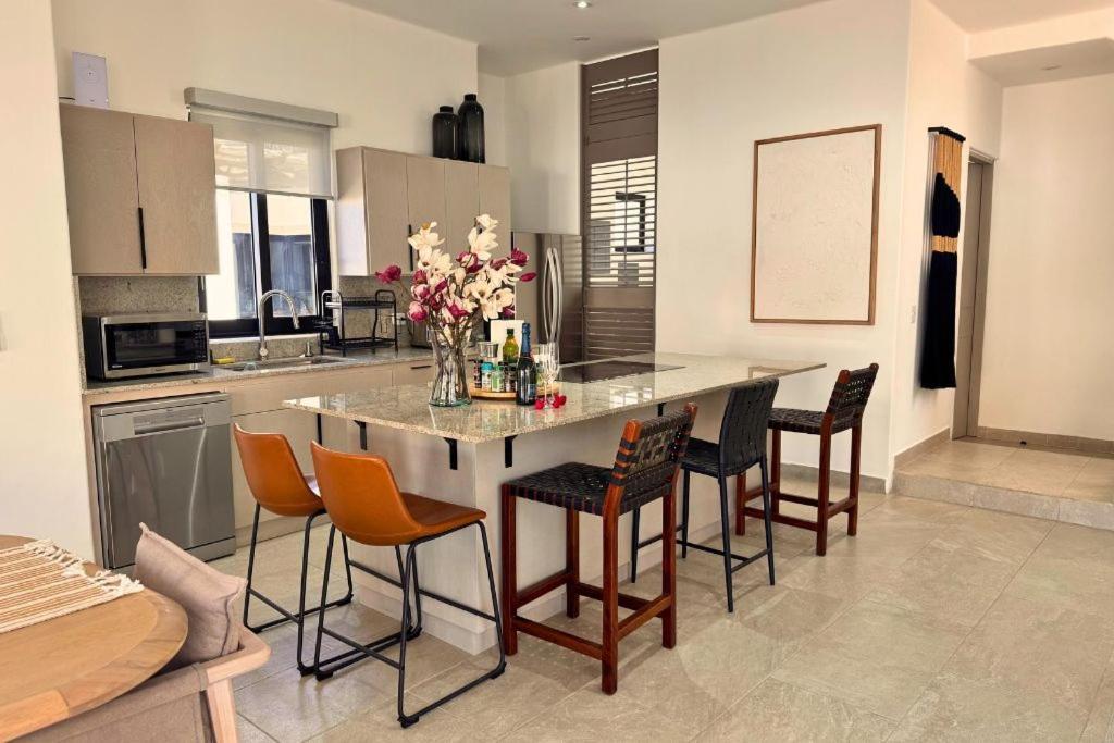 Casa Gallo, Heated Pool, Exclusive Beach & Great Location Cabo San Lucas Extérieur photo